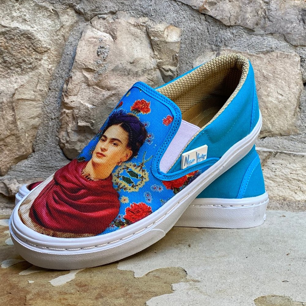 WOMEN'S PRINTED CANVAS SNEAKERS "FRIDA KAHLO " - Picture 2 of 6